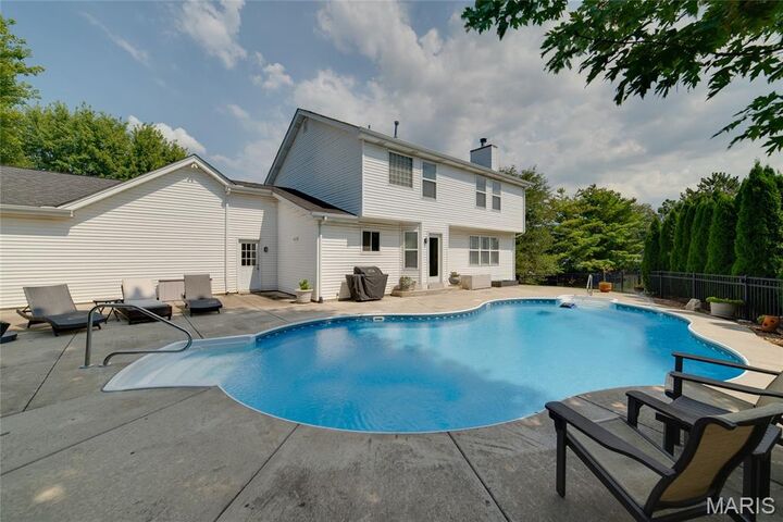 Property Photo:  1807 Kilmory Drive  MO 63031 