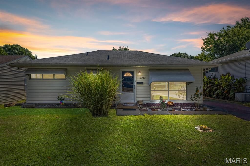 Property Photo:  7808 Wanda Avenue  MO 63123 