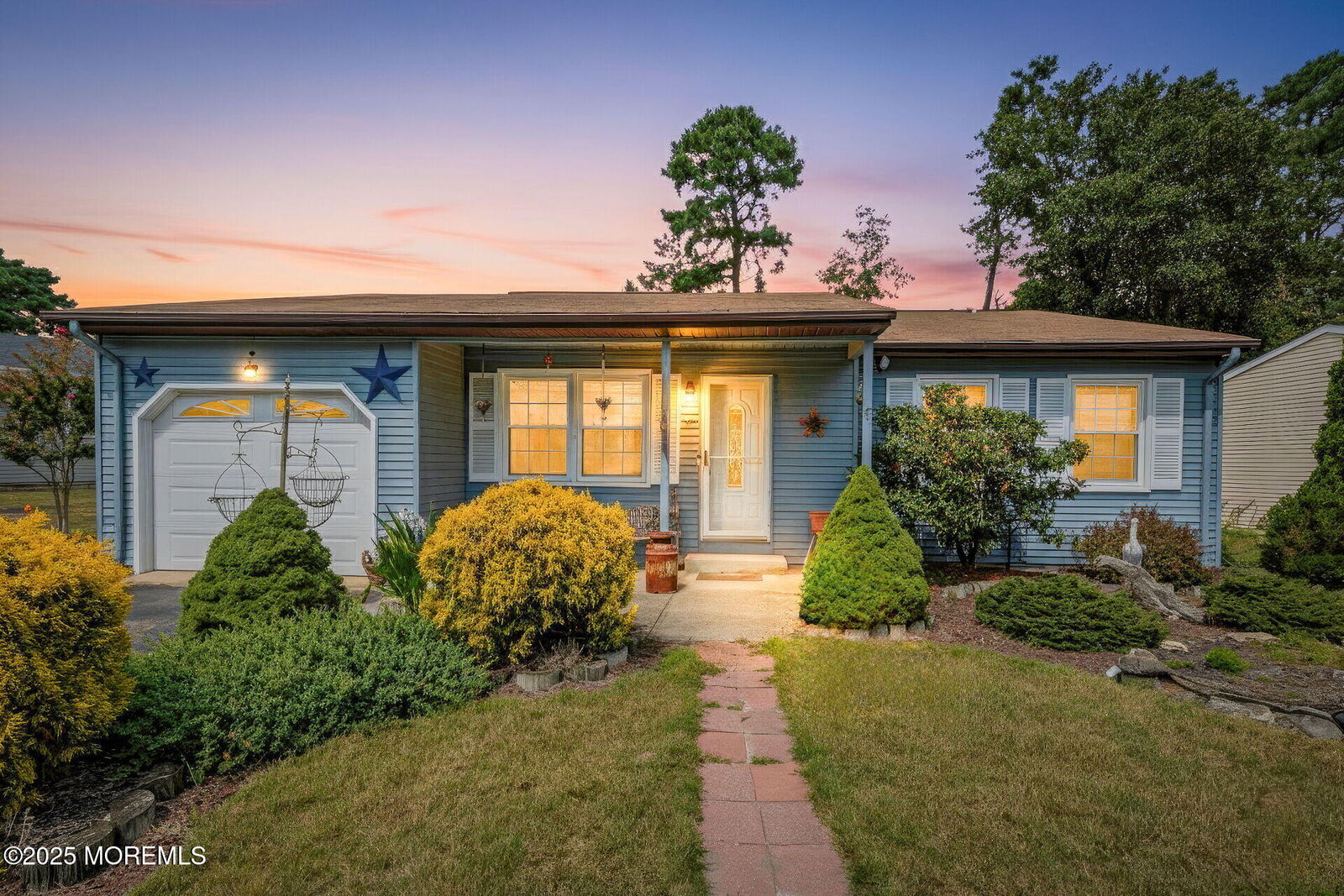 Property Photo:  1 Chelsea Drive  NJ 08759 