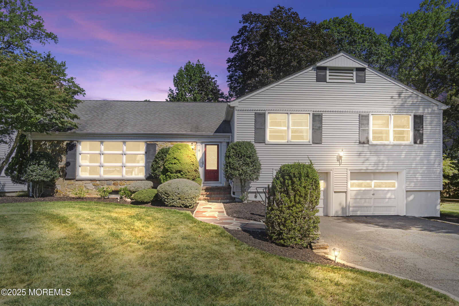 Property Photo:  19 Edgewood Drive  NJ 07728 