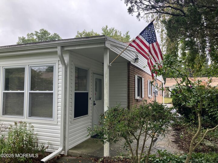 Property Photo:  5 Cypress Street C  NJ 08757 