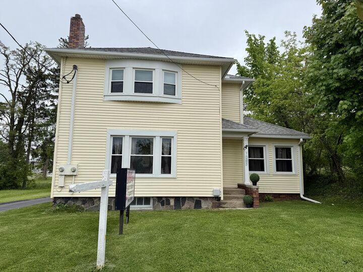 Property Photo:  205 N West Avenue  MI 49201 