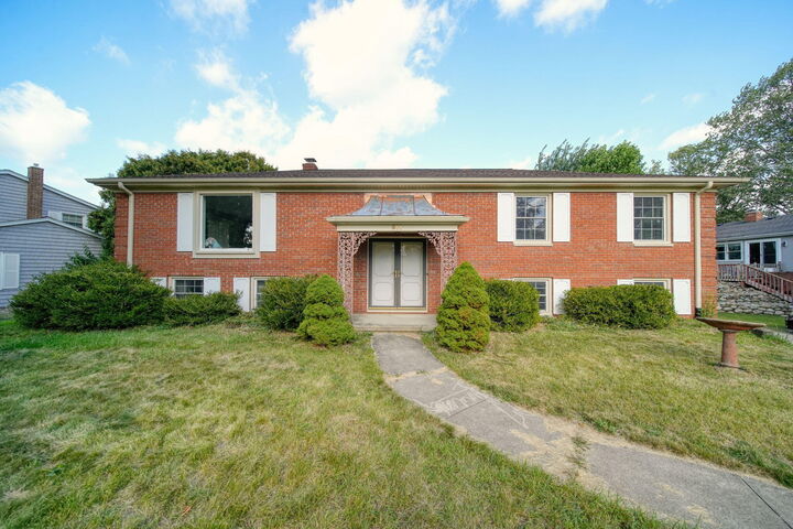 Property Photo:  812 Hazelwood Boulevard  MI 49203 