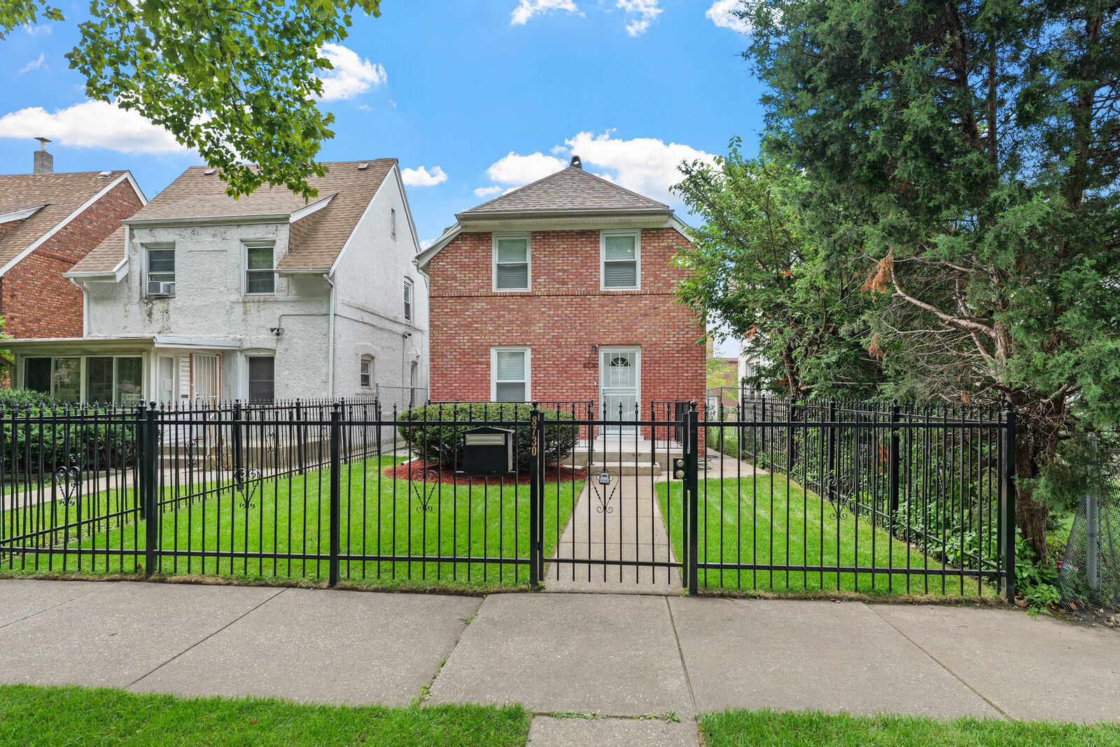 Property Photo:  8730 S Wabash Avenue  IL 60619 