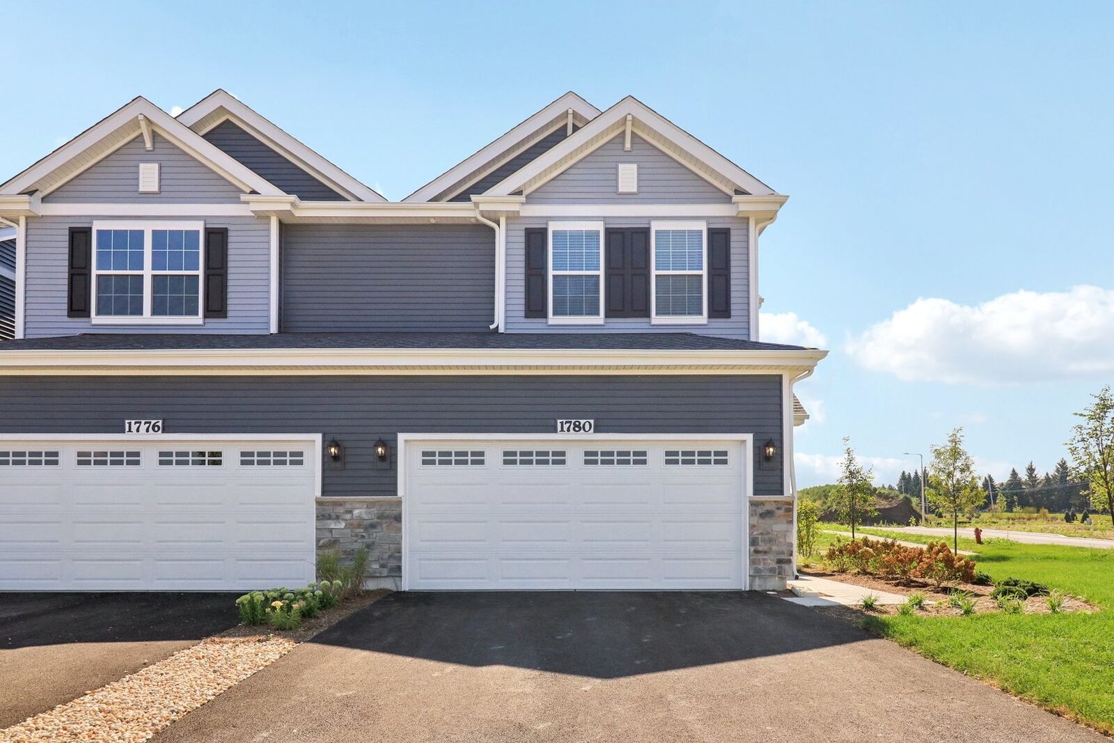 Property Photo:  1739 Baler Avenue  IL 60503 