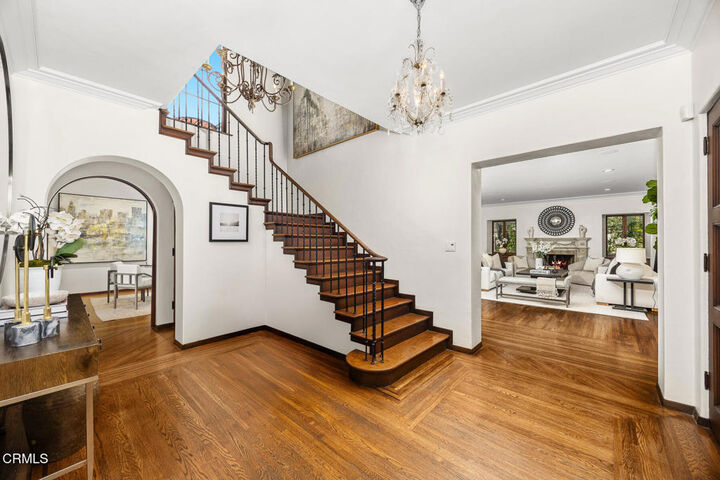 Property Photo:  670 San Marino Avenue  CA 91108 