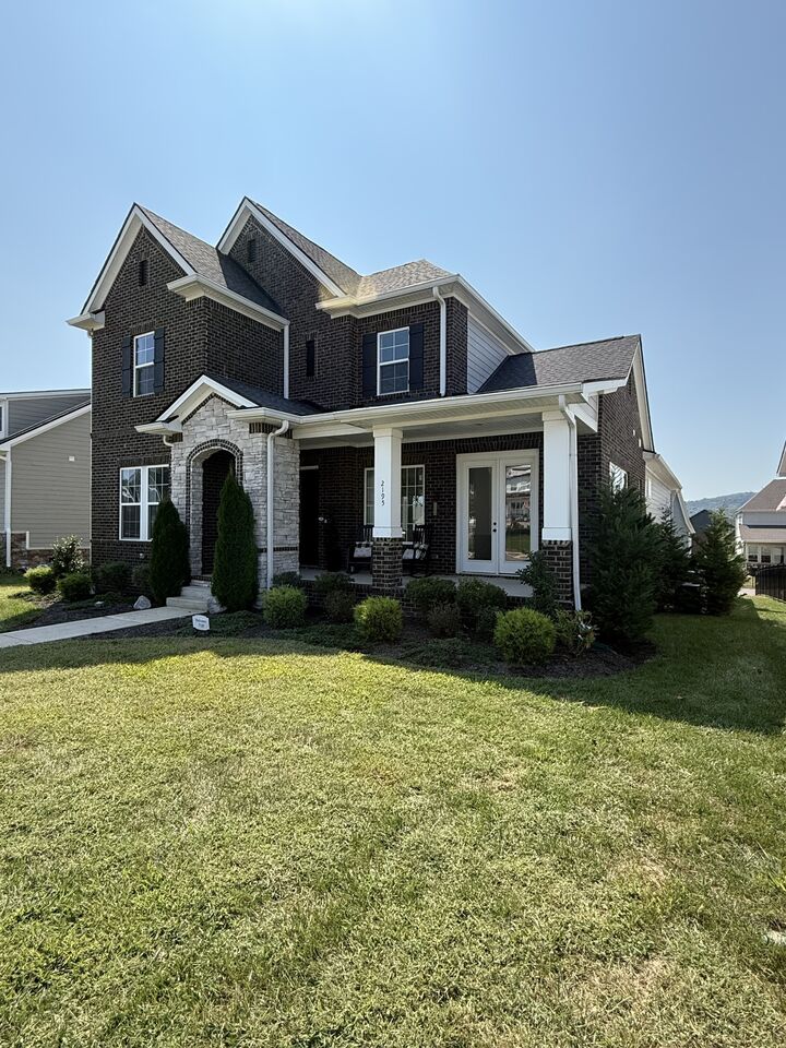 Property Photo:  2195 Broadway St  TN 37135 