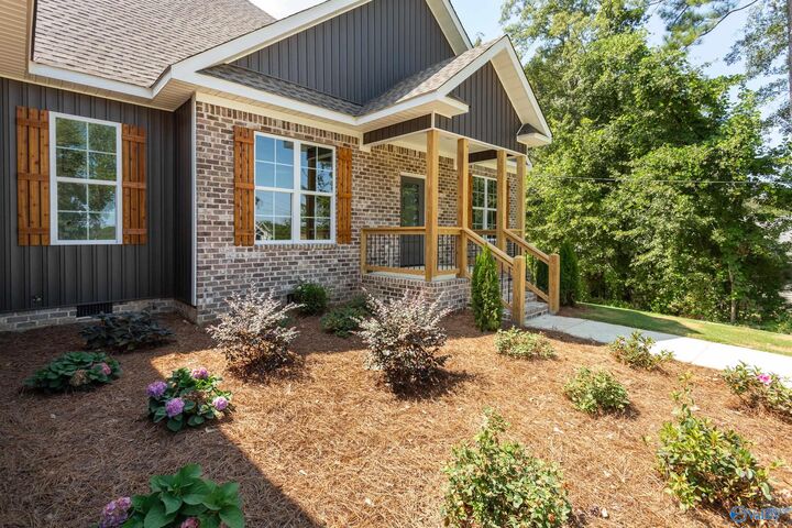 Property Photo:  1137 Cheyenne Drive  AL 35907 