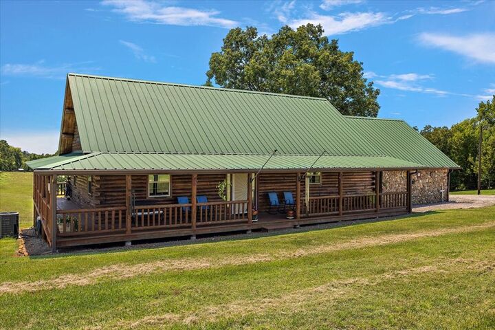 Property Photo:  2000 Cr 852  TX 75760 