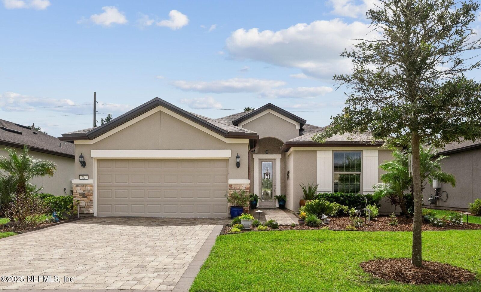Property Photo:  82 Bent Lake Court  FL 32095