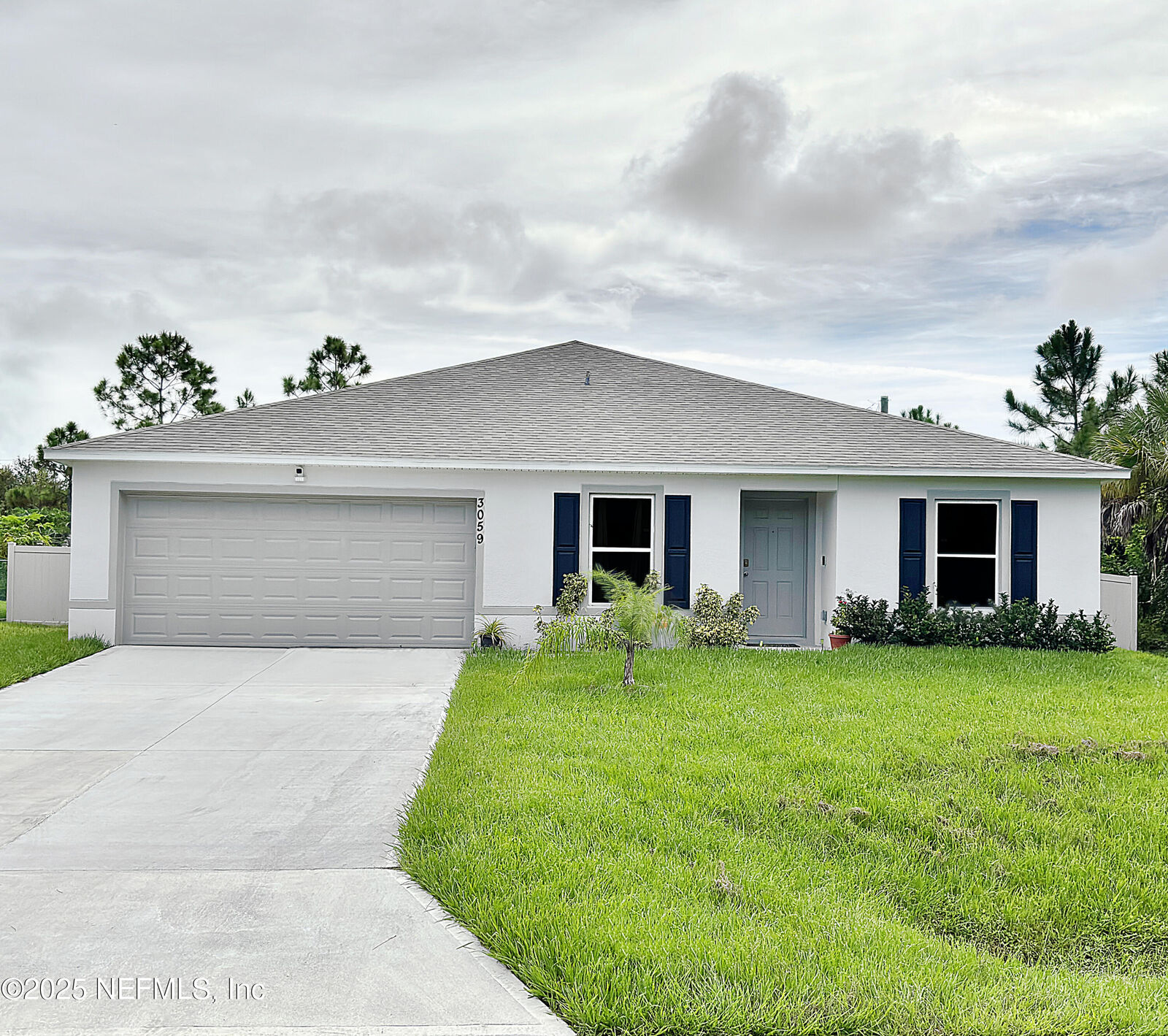 Property Photo:  3059 SE Tivoli Avenue  FL 32909 