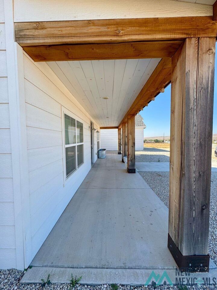 Property Photo: 204 Doporto Court NM 88220