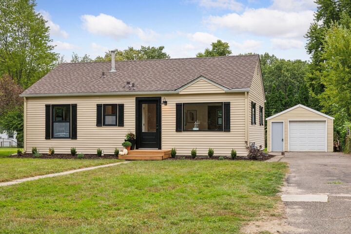 Property Photo:  5848 Quebec Avenue N  MN 55428 