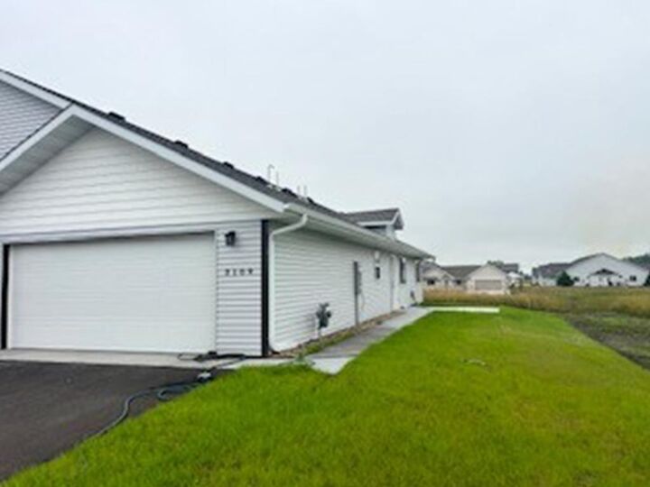 Property Photo:  3109 Scotch Lane  MN 56001 