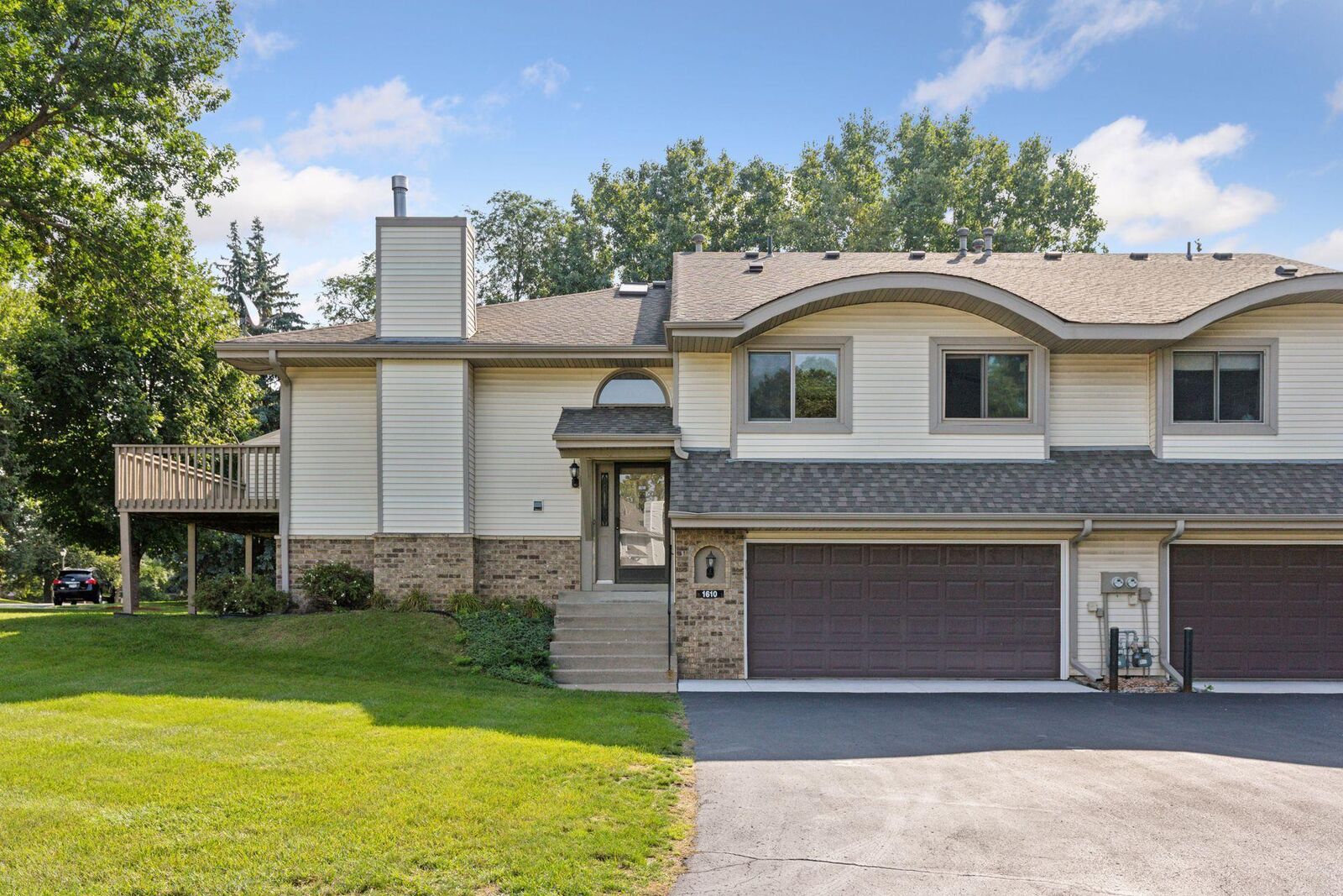 Property Photo:  1610 Clemson Drive  MN 55122 