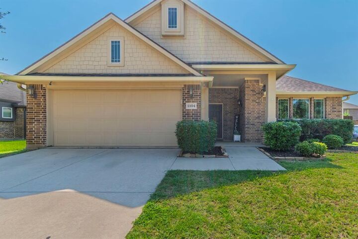 Property Photo:  1104 Longhorn Drive  TX 76227 