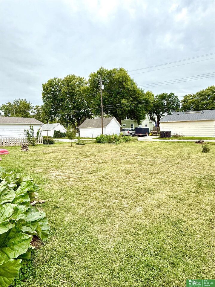 Property Photo:  413 N Iowa Avenue  NE 68467 