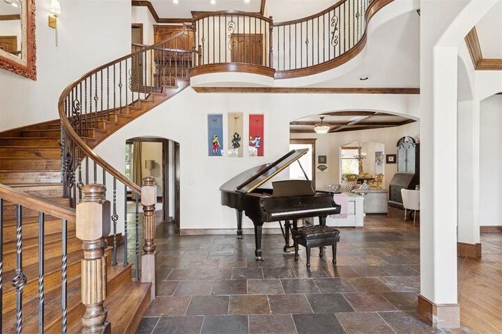 Property Photo: 1301 NW 157th Street OK 73013