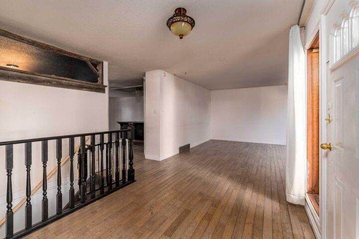 Property Photo:  5211 26 Street  AB S9V 2L6 