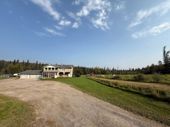 106 West River Road  Hinton AB T7V 1Z1 photo