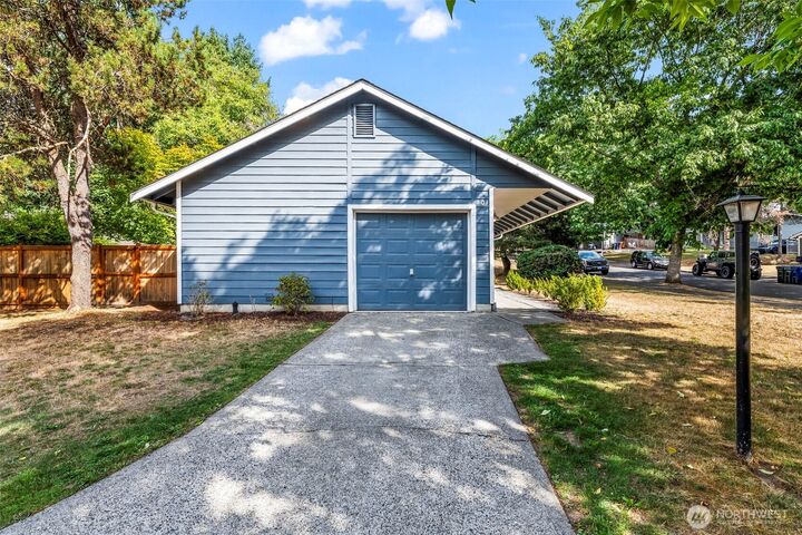 Property Photo: 3901 N Highland Street WA 98407