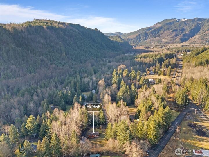 Property Photo: 107 3 Frostyrose Lane WA 98336