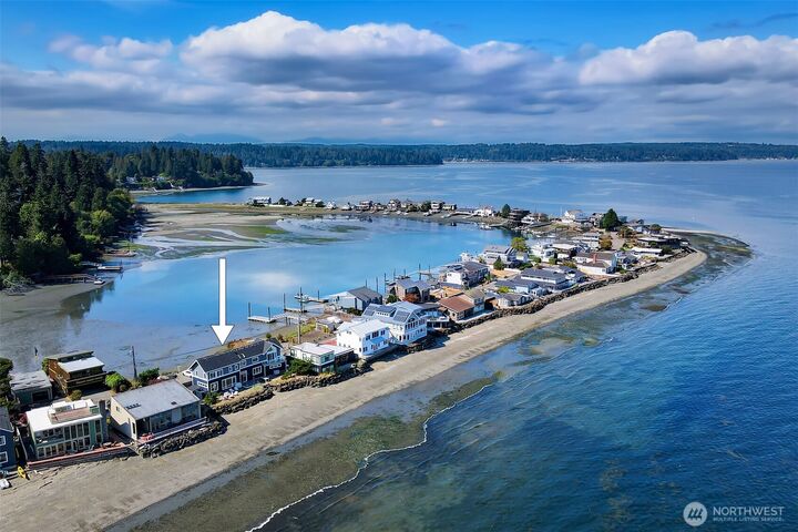 15638  Point Monroe Drive NE  Bainbridge Island WA 98110 photo