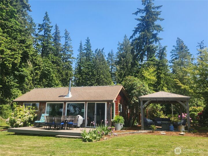 Property Photo: 5222 East Harbor Road WA 98249