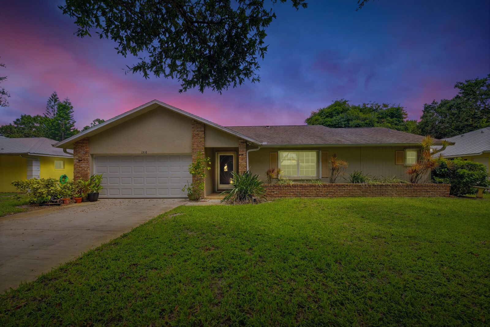 Property Photo:  1316 41st Avenue  FL 32960 