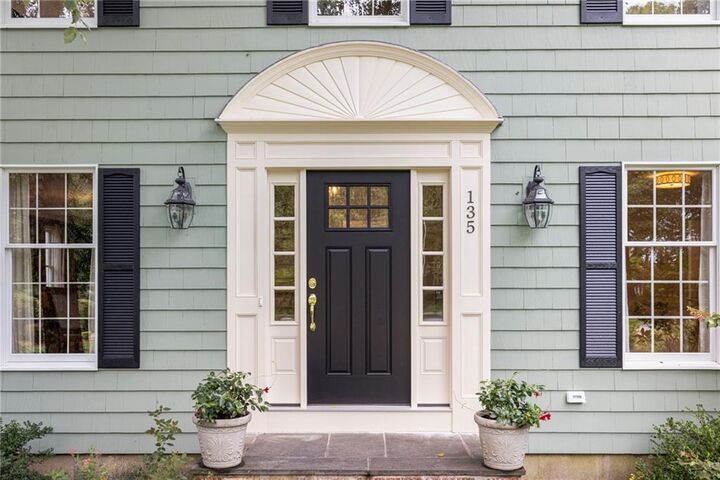 Property Photo:  135 Fox Run  RI 02818 