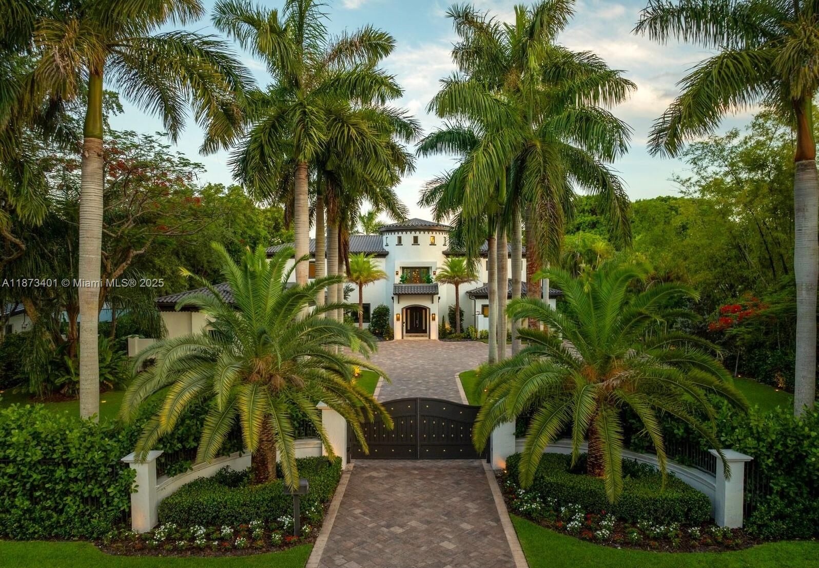 Property Photo:  6080 SW 104th St  FL 33156 