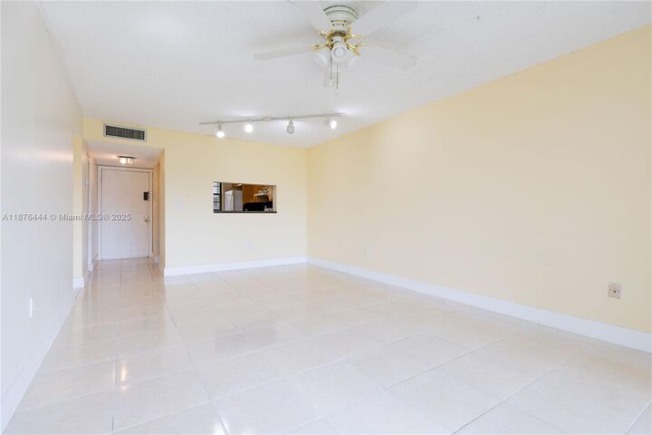 Property Photo: 10855 SW 112th Ave 217 FL 33176
