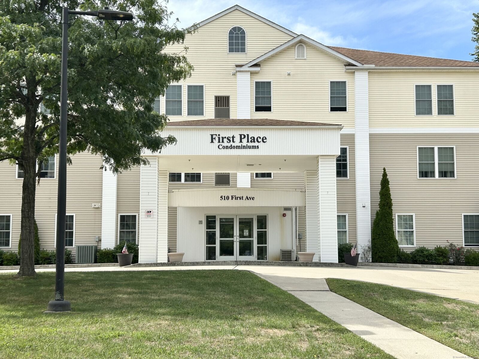 Property Photo:  510 First Avenue 106  CT 06516 