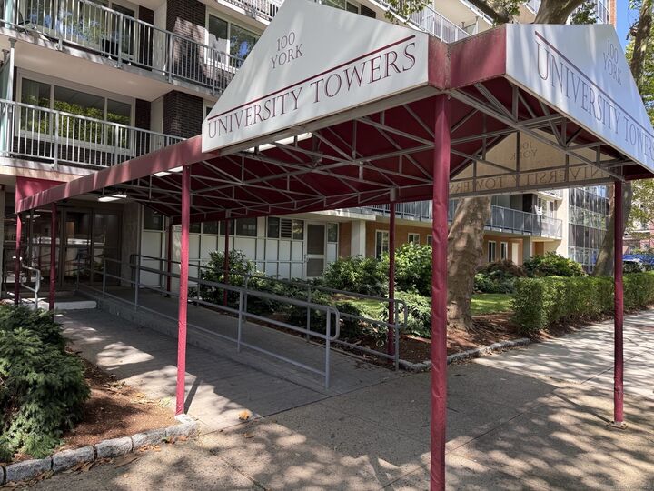 Property Photo: 100 York Street 5B CT 06511