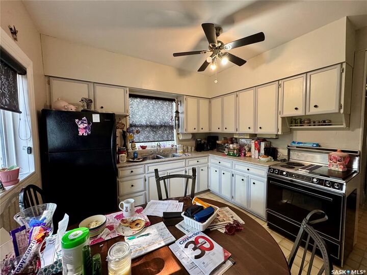 Property Photo: 119 22nd Street E SK S6V 1N2