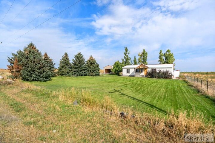 Property Photo: 548 E 1000 N ID 83236