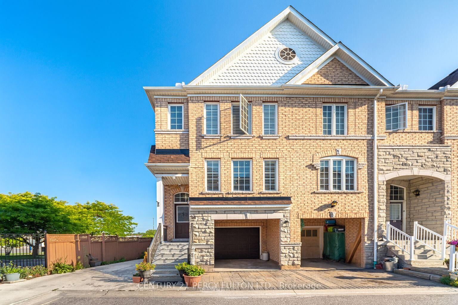 Property Photo:  530 Kingston Road 28  ON L1V 0C3 