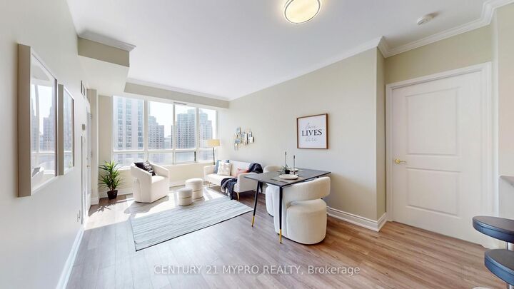 Photo de la propriété: 28 Byng Avenue Lph03 ON M2N 7H4