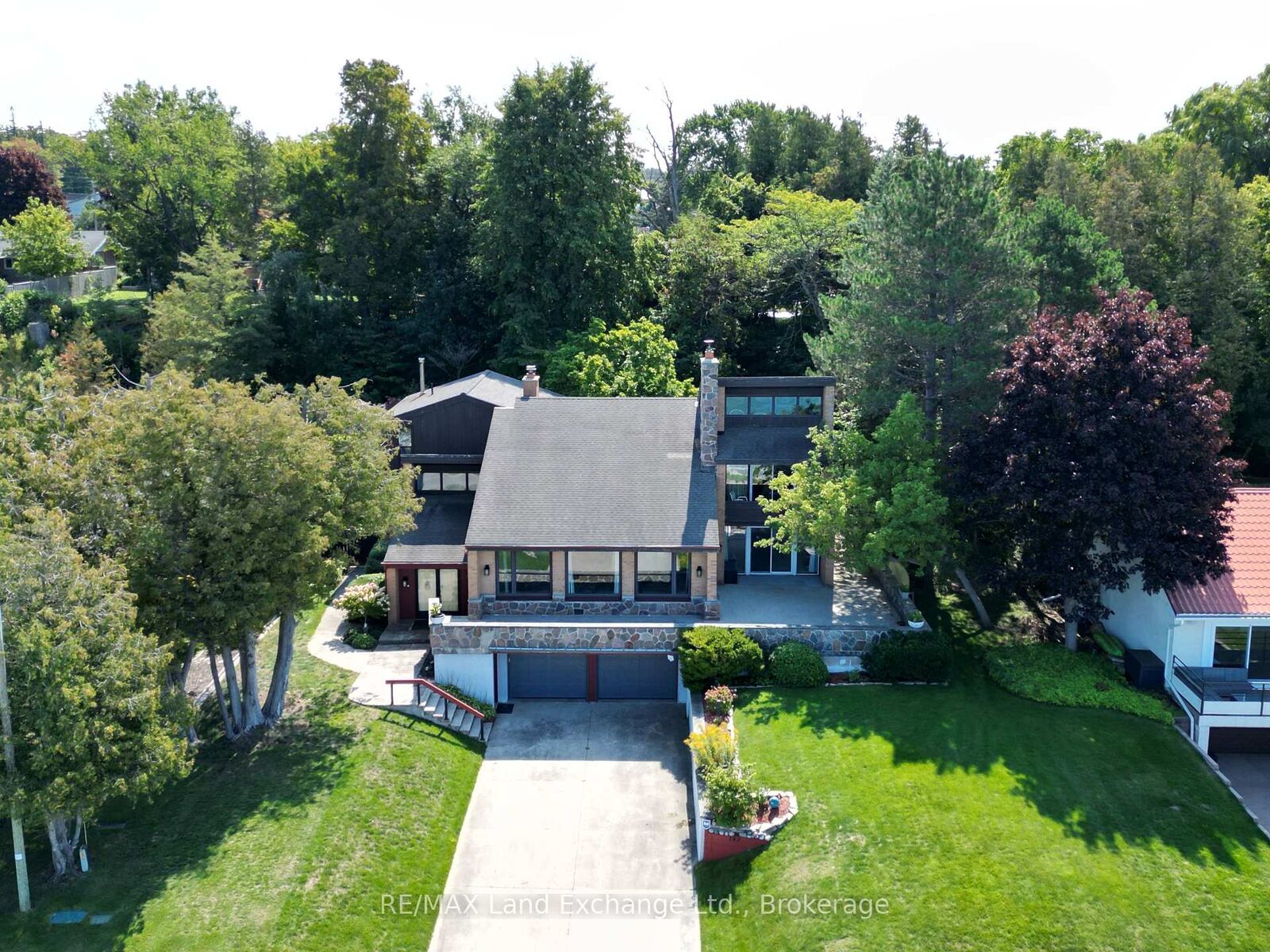 Property Photo:  147 Goderich Street  ON N2Z 2K9 