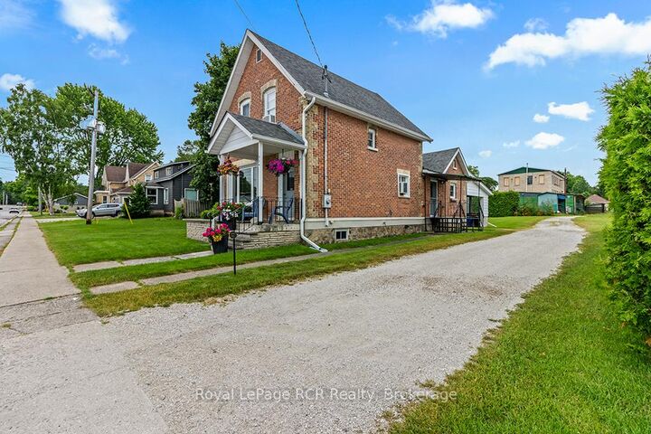 524 Scott Street  South Bruce Peninsula ON N0H 2T0 photo