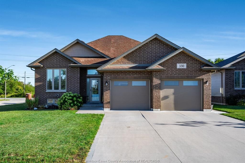 Property Photo:  350 Sellick Drive  ON N0R 1G0 