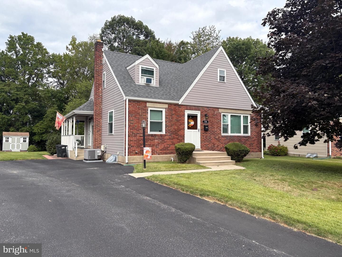 Property Photo: 719 Brooke Avenue PA 19070
