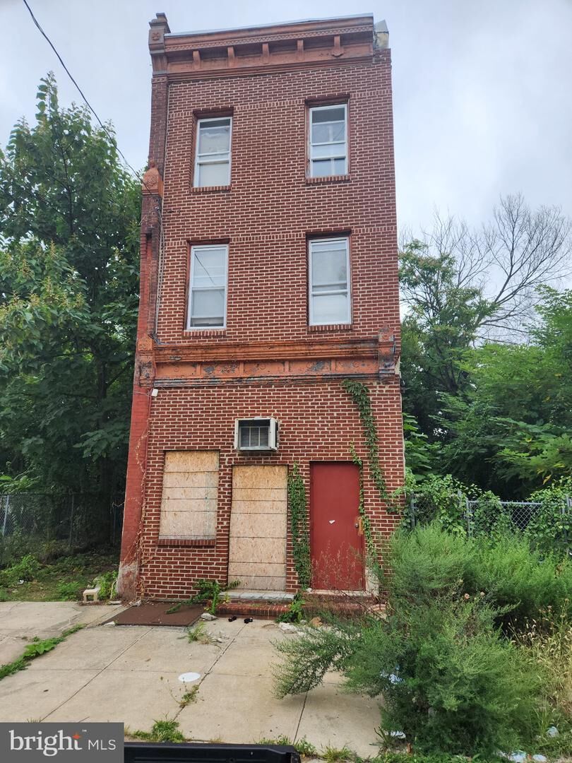 Property Photo: 1823 N 31st Street PA 19121