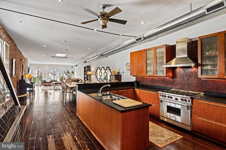 Property Photo: 225 Race Street 400 PA 19106