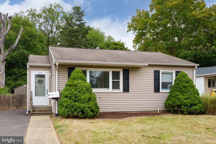 262 Clamer Road  Ewing NJ 08628 photo