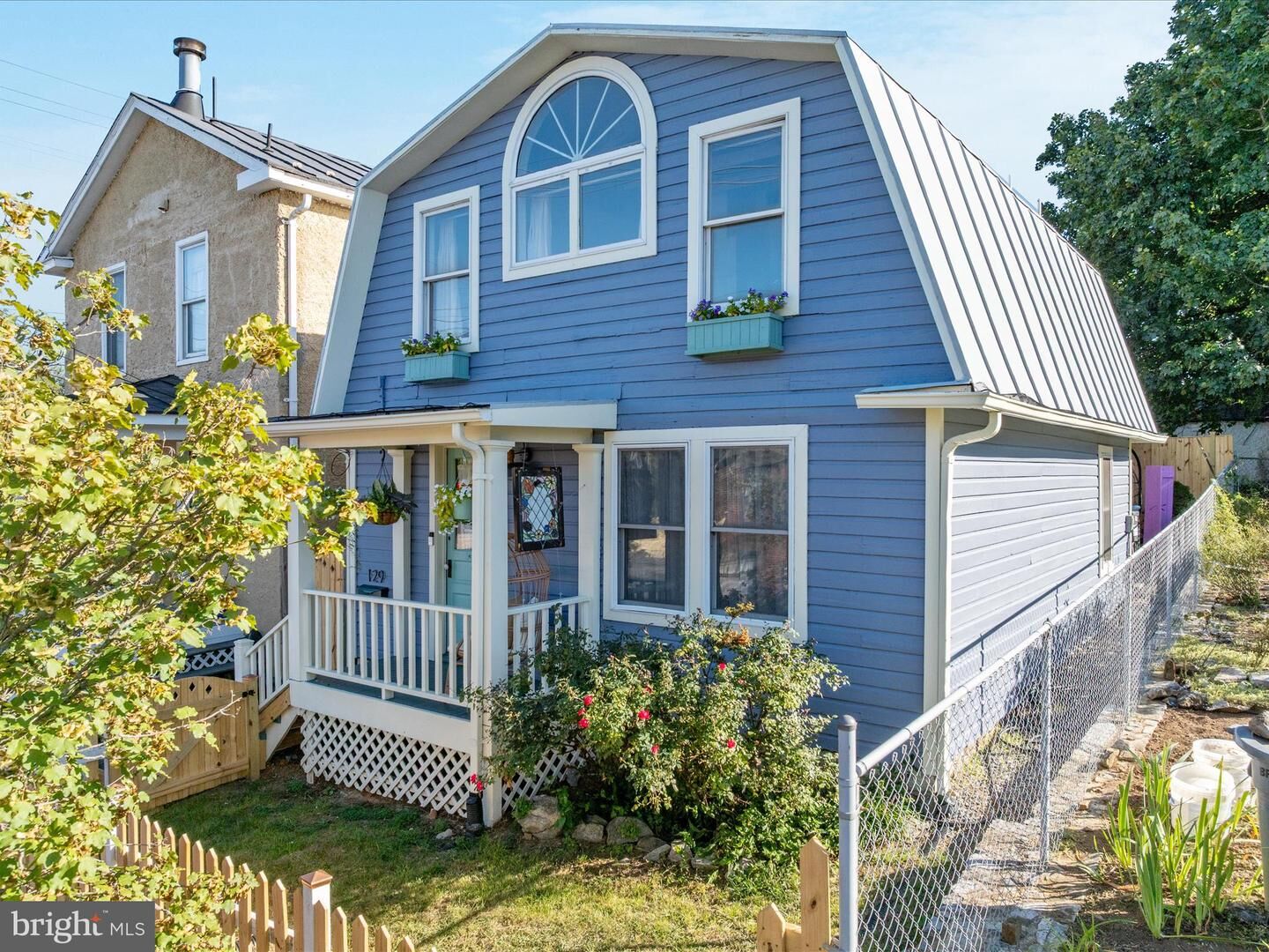 Property Photo: 129 E Cork Street VA 22601