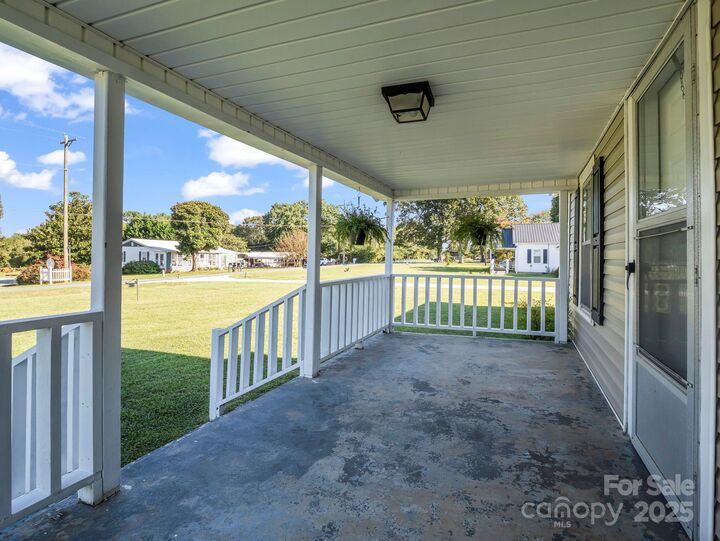 Property Photo:  264 Goode Road  NC 28114 