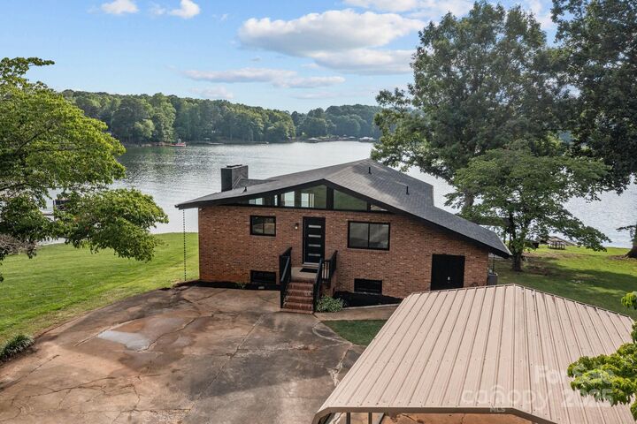 Property Photo:  4159 Todd Street  NC 28673 