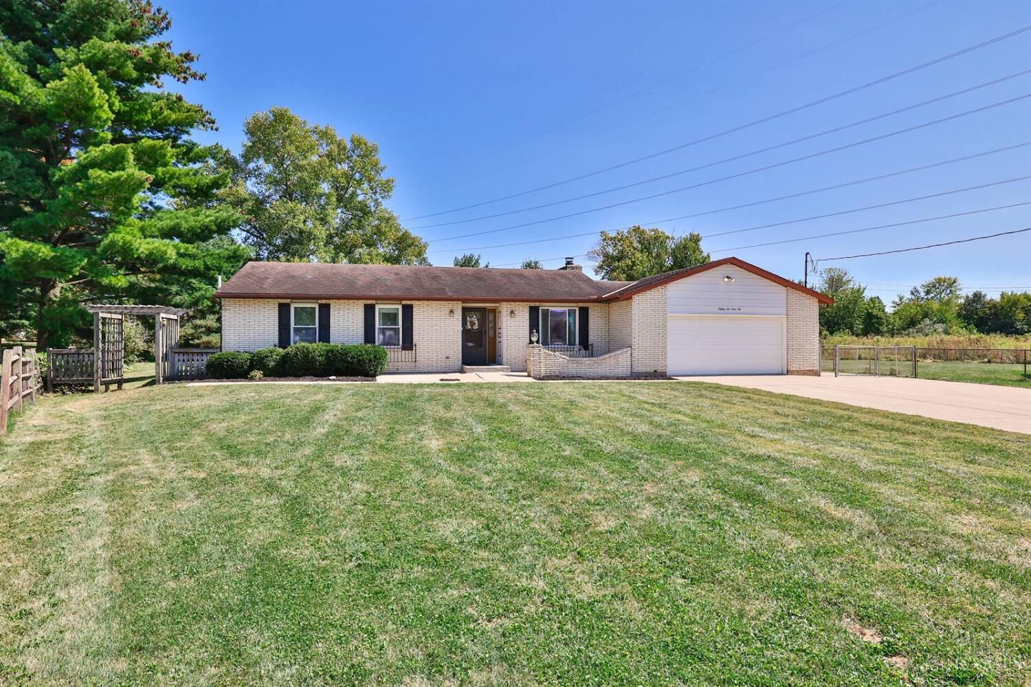 Property Photo:  8642 Bluebird Court  OH 45069 