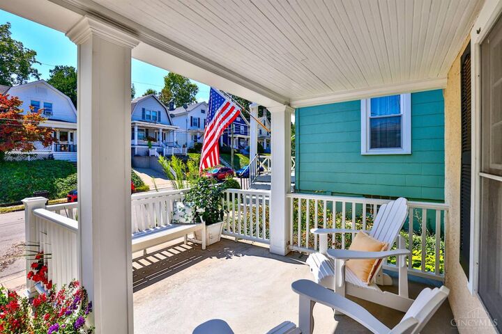 Property Photo:  2856 Minto Avenue  OH 45208 